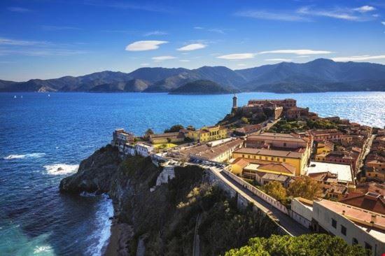 Апартаменты Consumella24 Портоферрайо Экстерьер фото